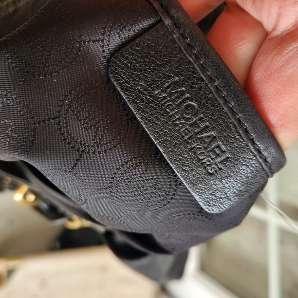 MICHAEL KORS LEATHER BAG - Picture 6 of 13